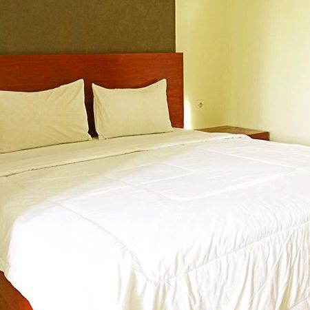 Grand Khalifah Guesthouse Sumbawa Exterior foto